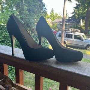Chic Black Stiletto Heels